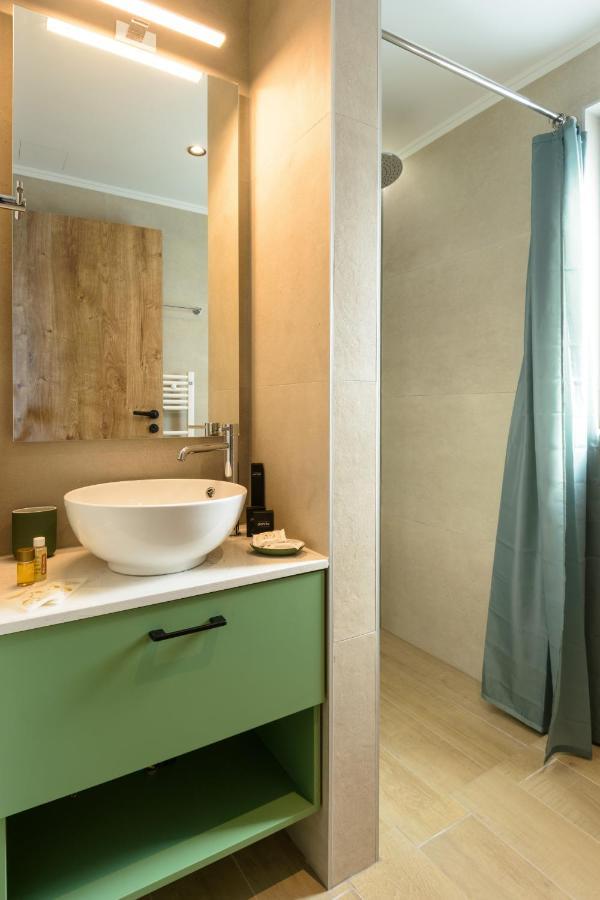 Angelique Luxury Apartment アイオス・ニコラオス エクステリア 写真